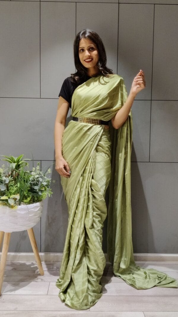 How To Draping Saree 02