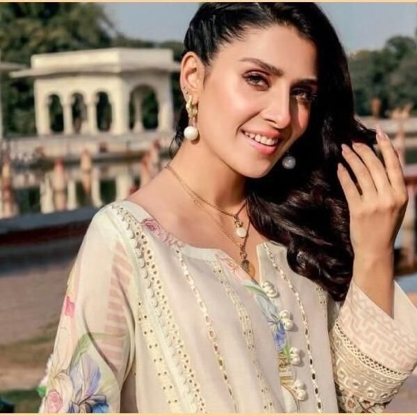 Pakistani Lawn Cotton Heavy Embroidered Suits 05