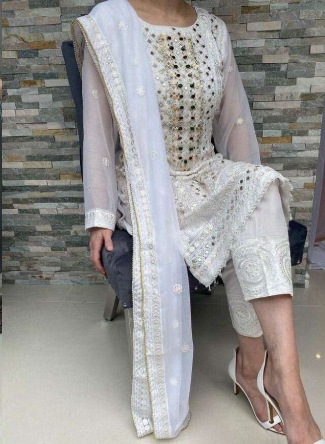 Georgette with Embroidery Wholesalers Of Pakistani Suits In Surat