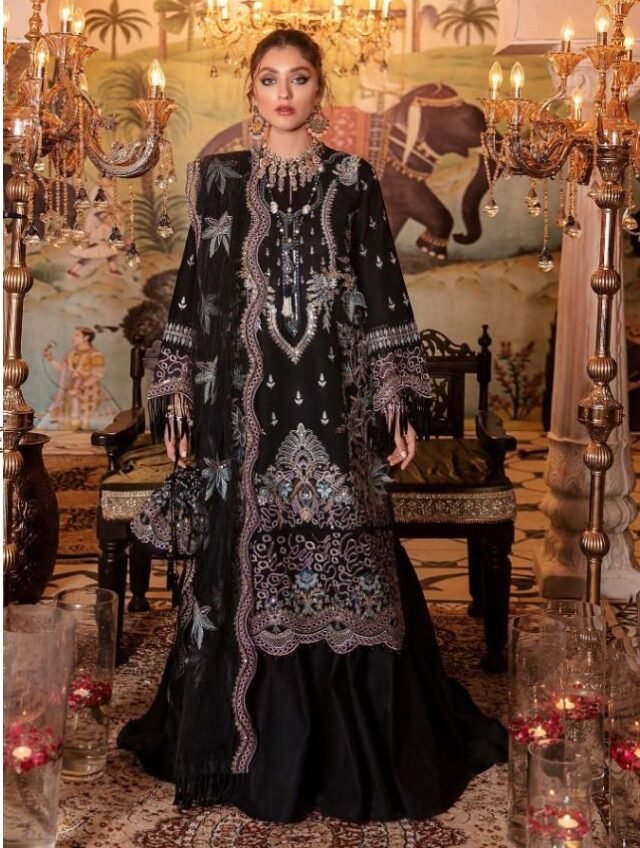 Net Embroidery Work Dn 56083 Pakistani Suits Wholesale India