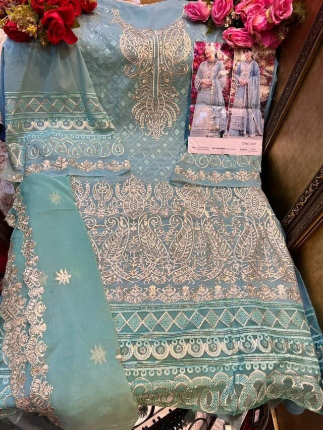 Pakistani Suits Online India Wholesale D No 10021