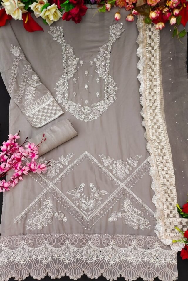 Beautiful Pakistani Dress In India Online – Pakistani Suits Wholesale