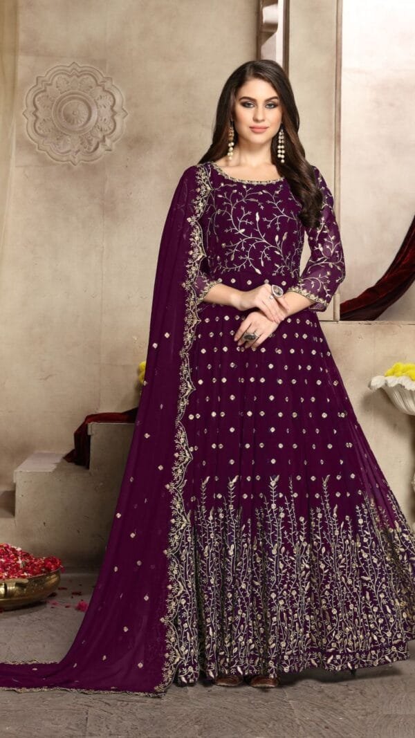 Designer Indian And Pakistani Suits In Delhi - Pakistani Suits