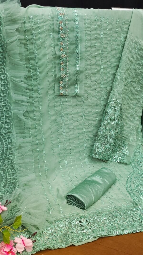 Designer Party Wear Pakistani Suits – Pakistani Suits Wholesale