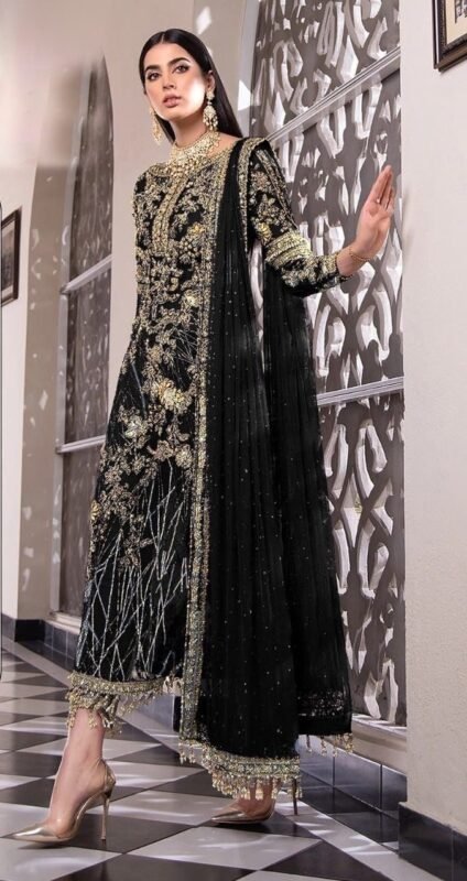 Latest Pakistani Suits At Wholesale Price - Pakistani Suits ...