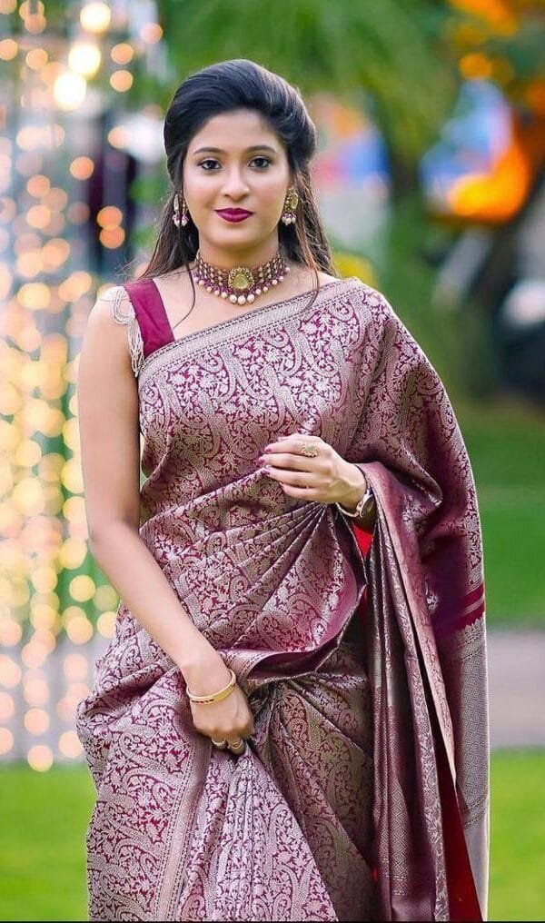 Latest Trending Sarees In Surat - Lichi Silk Saree