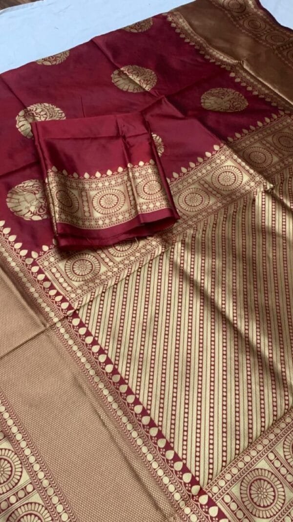 Light Weight Silk Sarees Online Shop - Lichi Silk