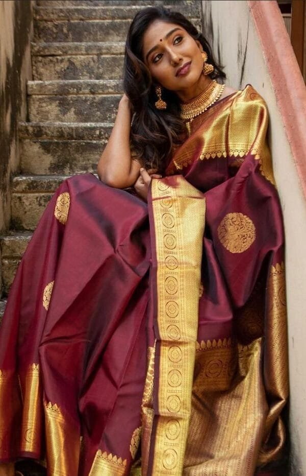 Light Weight Silk Sarees Online Shop - Lichi Silk