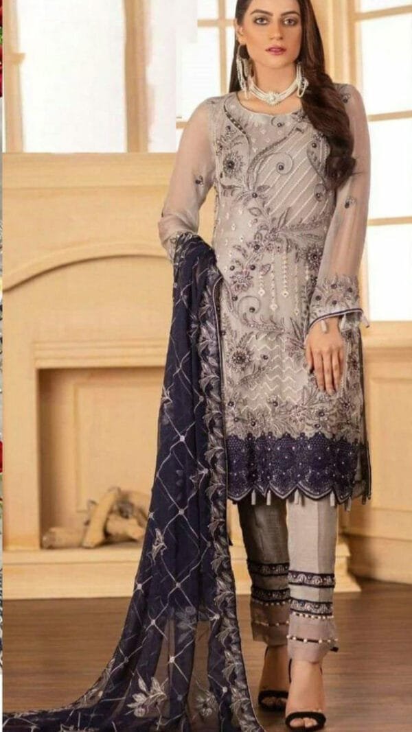 New Trending Pakistani Dress - Pakistani Suits