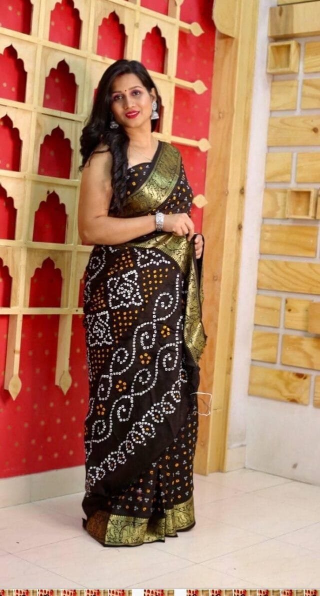 Online Saree Shopping From Kolkata - Bandhani Saree