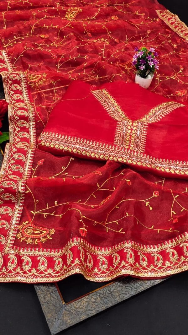 Online Sarees Embroidery Work - Sarees Designer