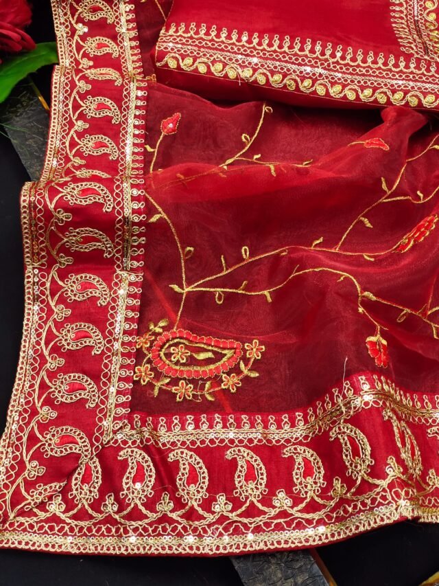 Online Sarees Embroidery Work - Sarees Designer