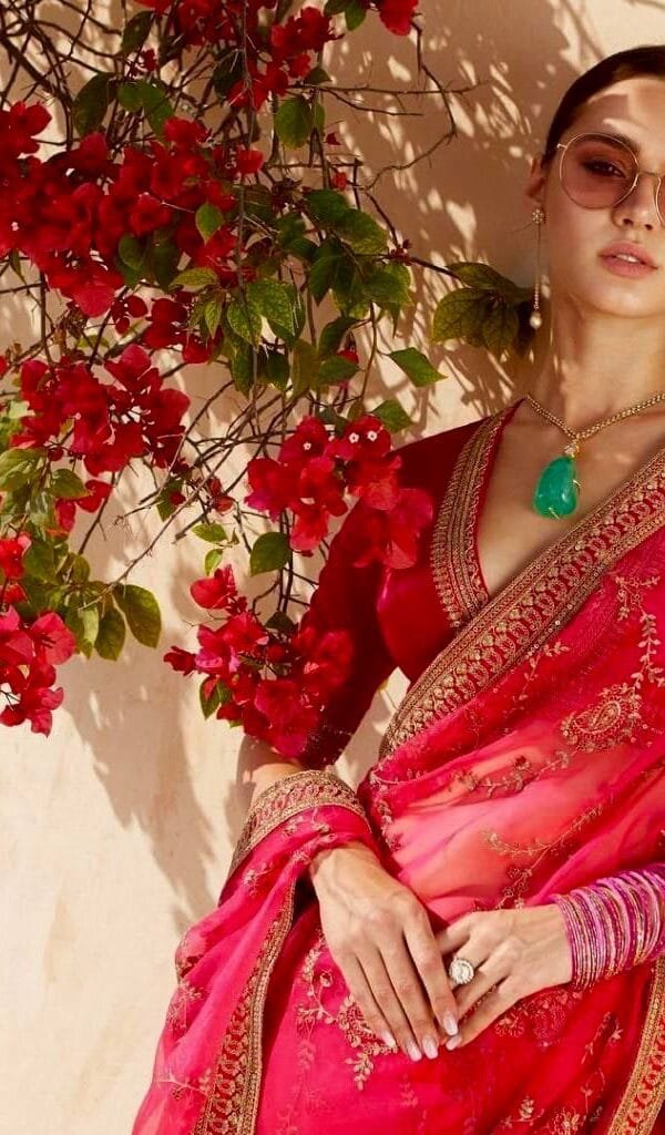 Online Sarees Embroidery Work - Sarees Designer