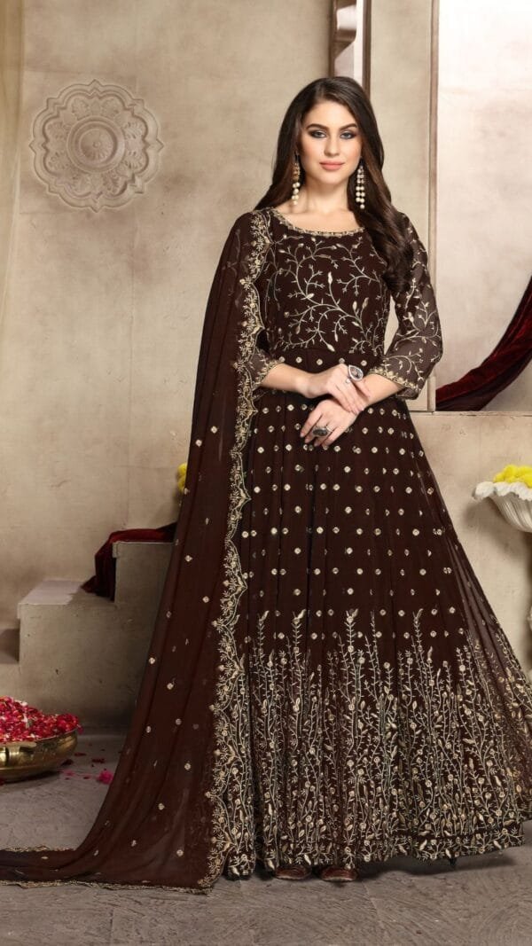 Pakistani Dress Embroidery Designs - Pakistani Suits