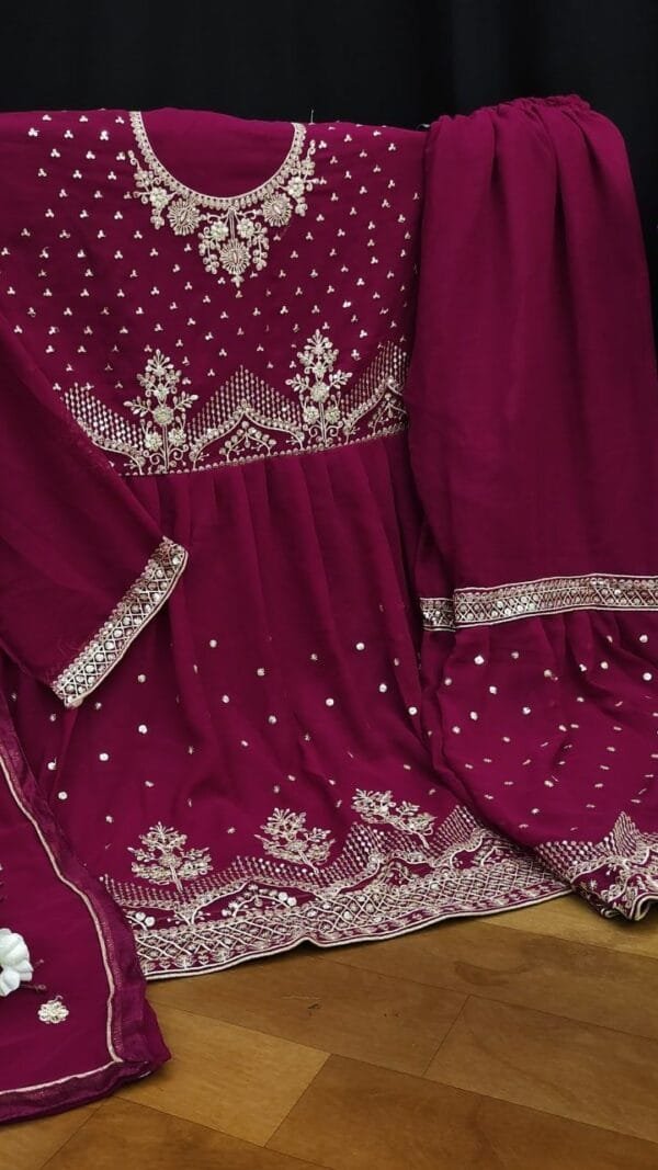 Pakistani Dress Latest - Pakistani Suits Wholesale