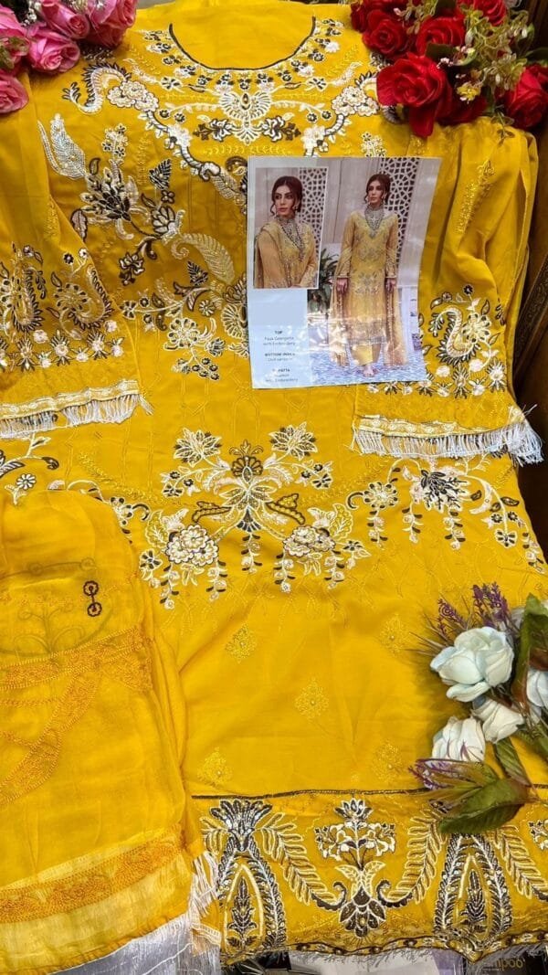 Pakistani Suits Online India Georgette with Heavy Embroidery