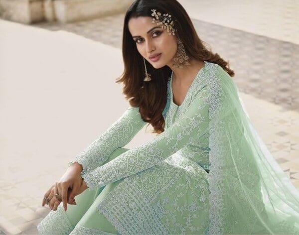 Pakistani Suits Wholesaler Online - Pakistani Suits Wholesale