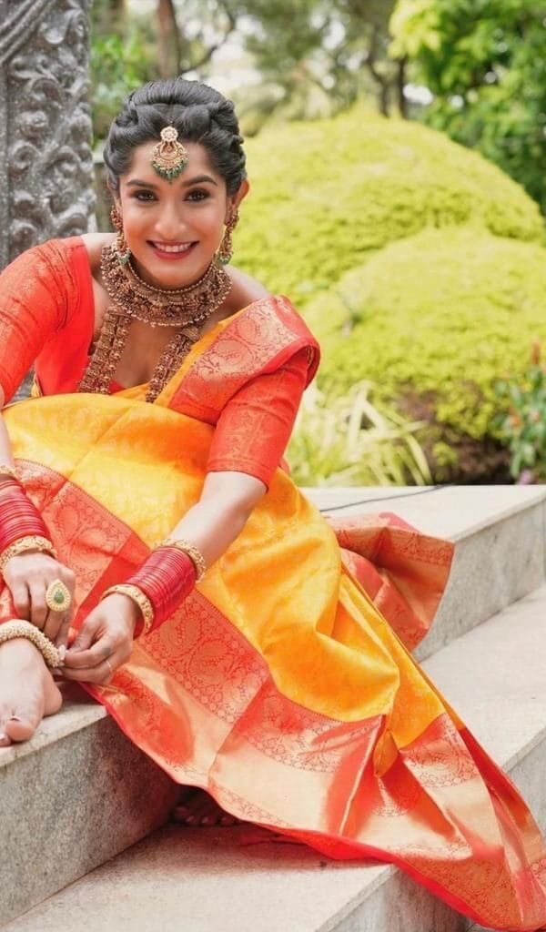 Silk Sarees Under 1000 Online Shopping - Lichi Silk Saree