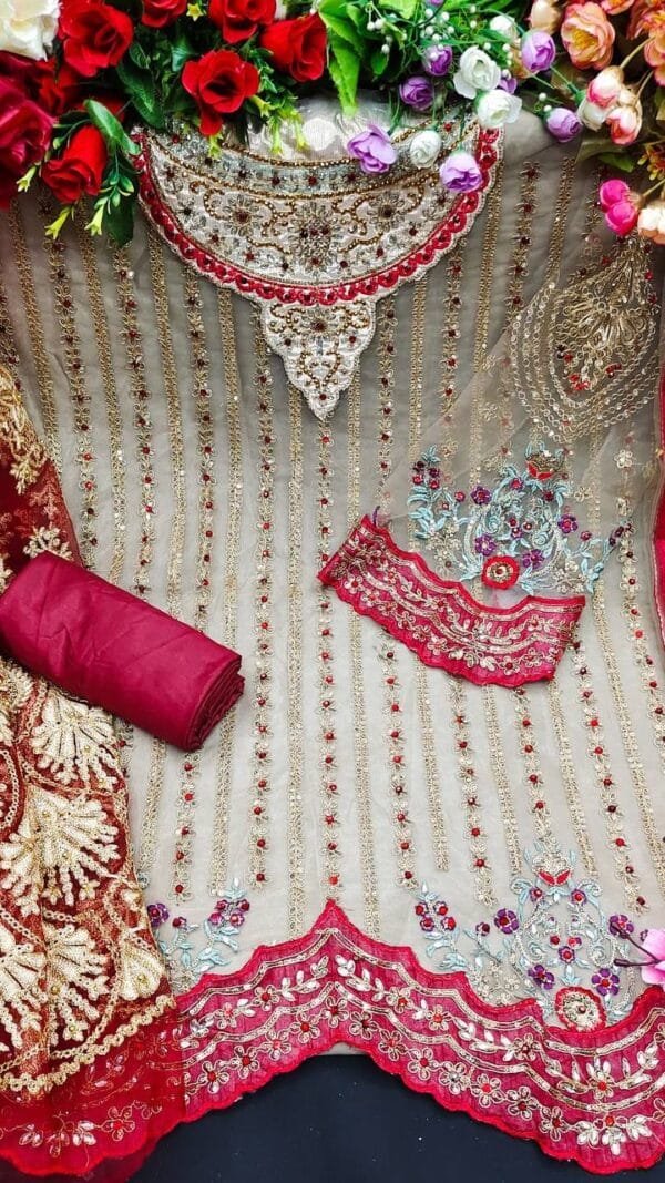 Wholesalers Of Pakistani Suits In Surat - Pakistani Suits