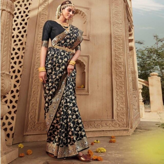 Saree Online - Designer Sarees Rs 500 to 1000