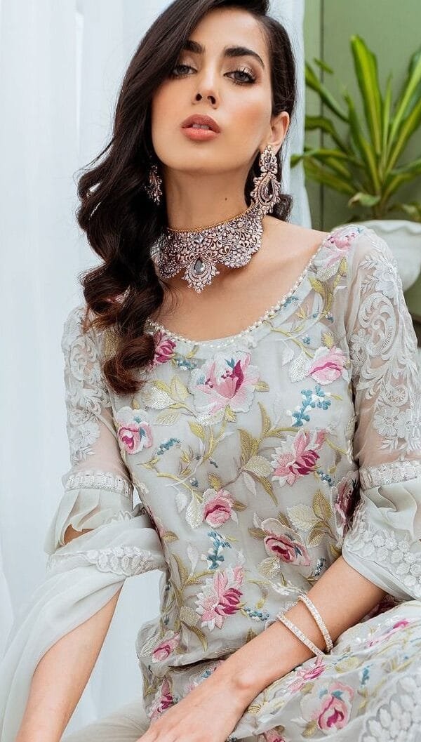 Velvet Pakistani Suits white - Pakistani Suits