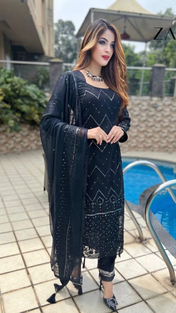 Pakistani Dress Black - Pakistani Suits