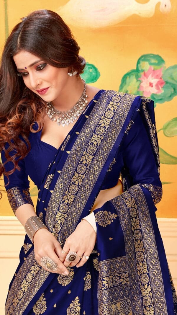 साड़ी का रेट Navy Colour Saree - Designer Sarees Rs 500 to 1000