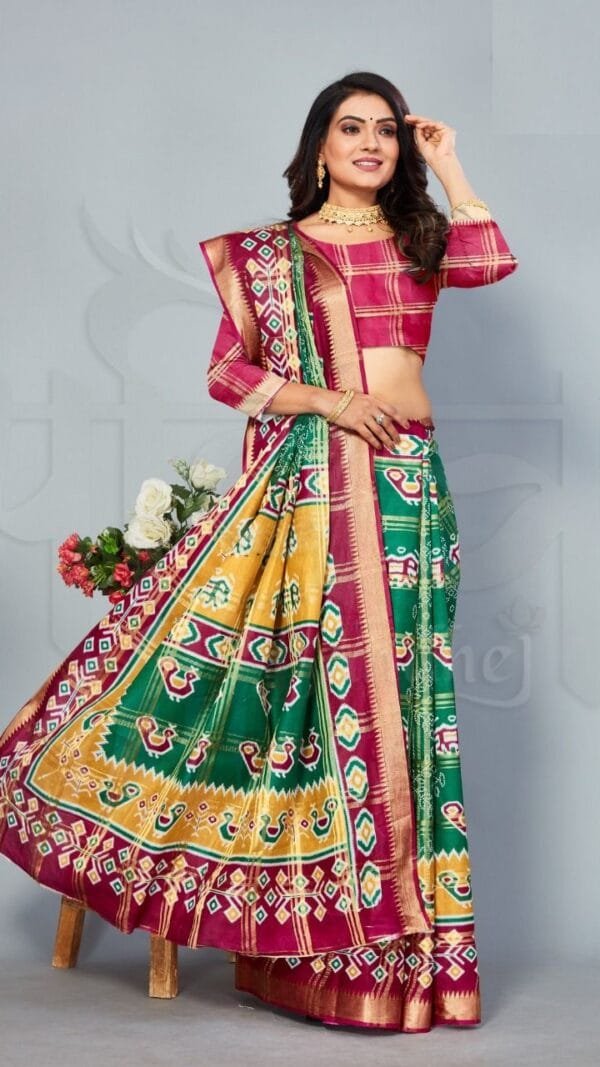 Buy Online Saree - Saree In Online Shopping - Green Colour Designer Sarees Rs 500 to 1000 -