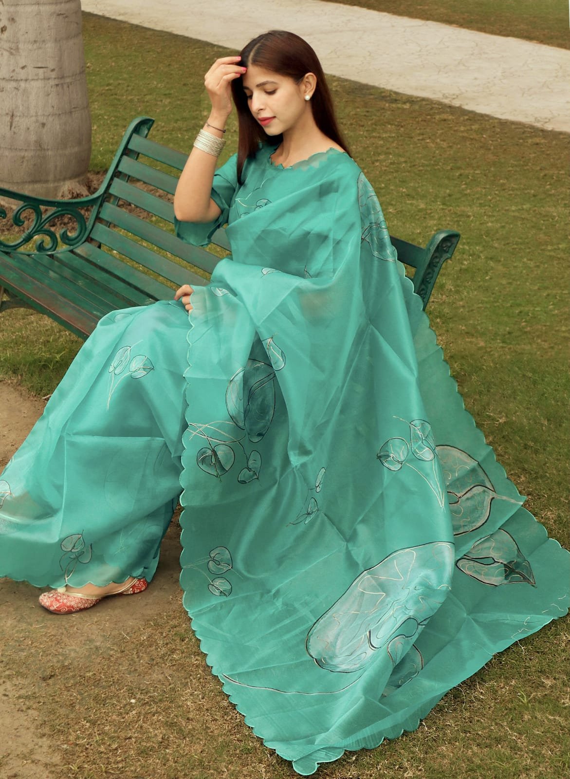 Buy Sarees Online - Wedding Sarees, Designer Sari, Saree Blouses for Women  Online in UK