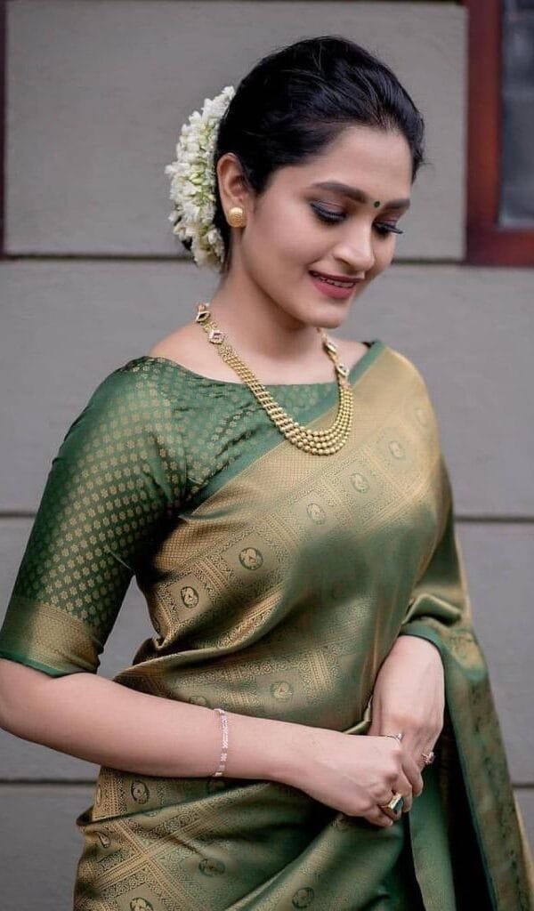 Buy Online Saree - Saree Online Surat - Designer Sarees Rs 500 to 1000 -