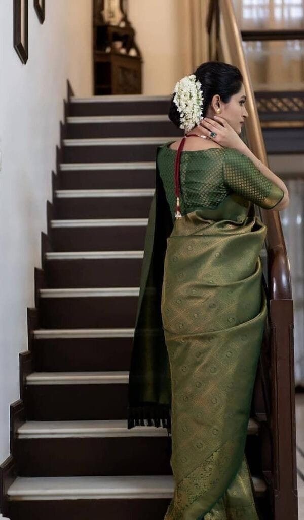 Buy Online Saree - Saree Online Surat - Designer Sarees Rs 500 to 1000 -