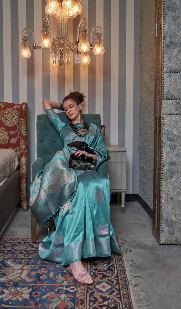 Buy Online Saree - Saree Shopping Online Sites - Designer Sarees Rs 500 to 1000 -