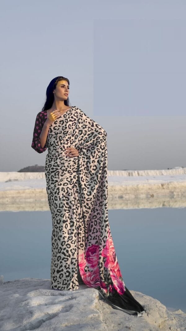 Buy Online Saree - शादी अनुदान - Designer Sarees Rs 500 to 1000 -