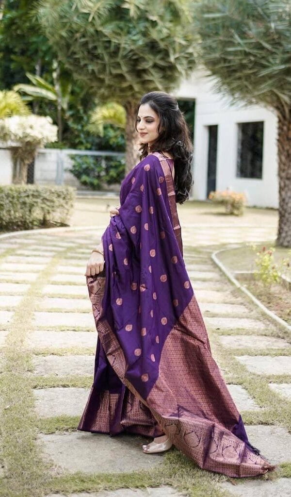 Buy Online Saree - साड़ी का पल्लू लटके - Designer Sarees Rs 500 to 1000 -
