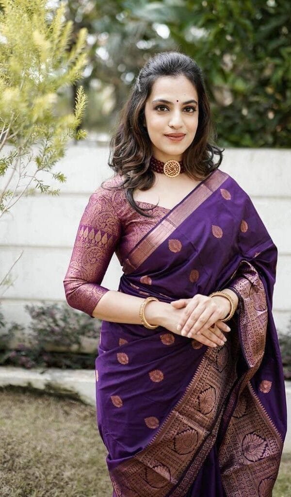 Buy Online Saree - साड़ी का पल्लू लटके - Designer Sarees Rs 500 to 1000 -