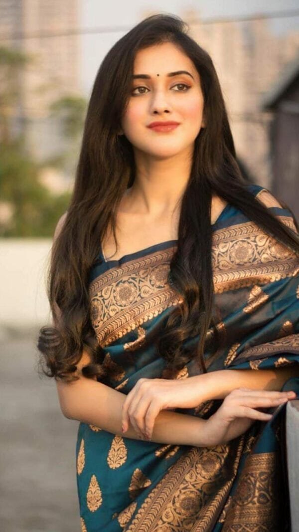 Buy Online Saree - साड़ी का पायदान बनाना - Designer Sarees Rs 500 to 1000 -