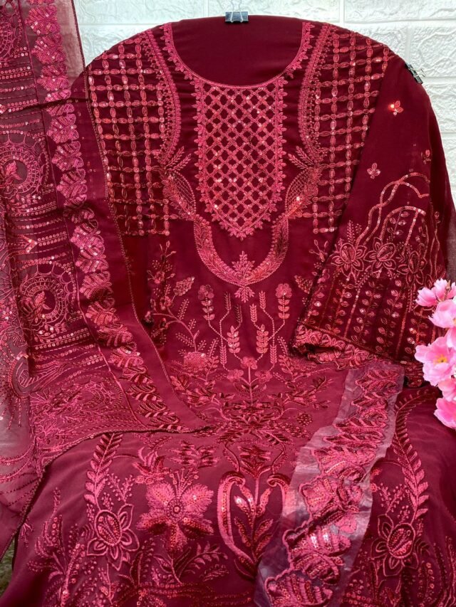 Design Of Pakistani Suits - Maroon Colour Pakistani Suits