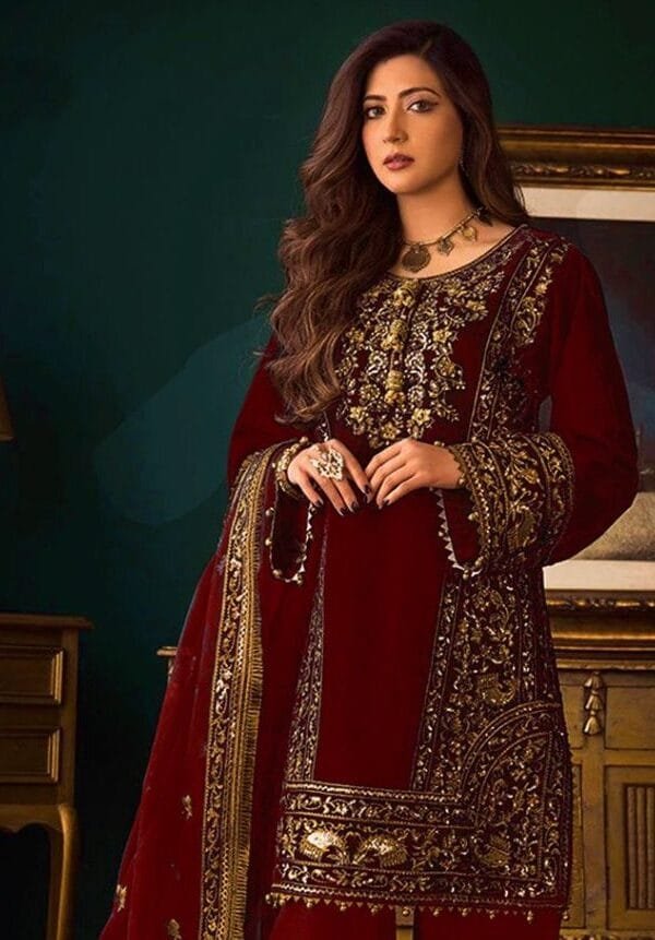 Online Pakistani Suits - Brown Colour Pakistani Suits