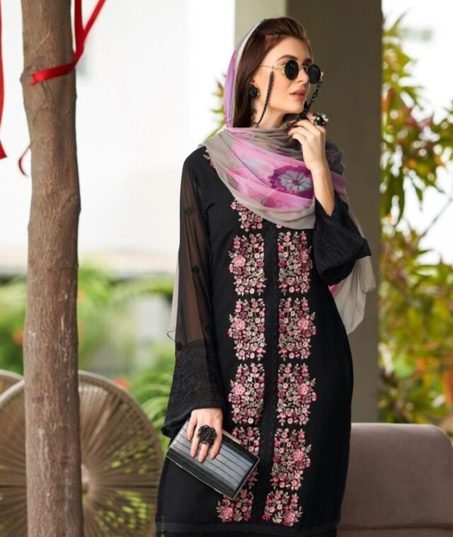 Pakistani Dress Materials - Pakistani Suits