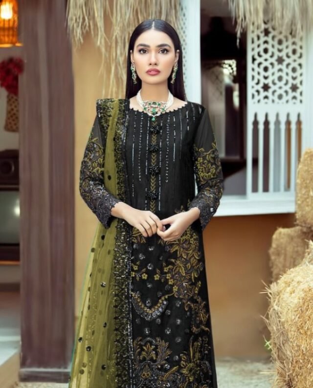 Pakistani Suits For Weddings - Pakistani Suits