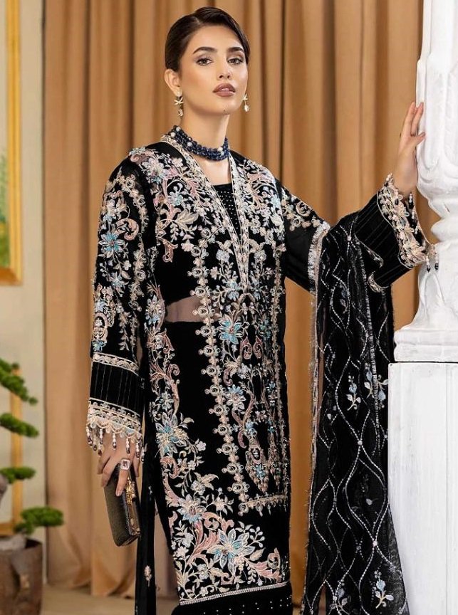 pakistani suit black colour