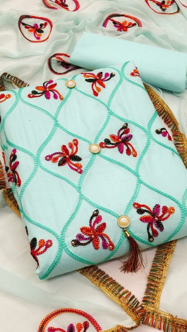 Salwar Suit Woman - Salwar Suit