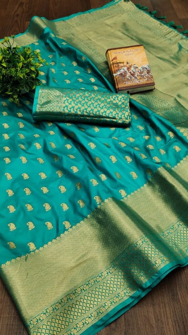 Saree Designs Online Shopping - Designer Sarees Rs 500 to 1000