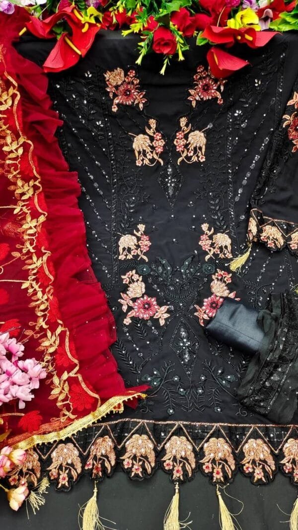 Traditional Pakistani Dress - Black Colour Pakistani Suits