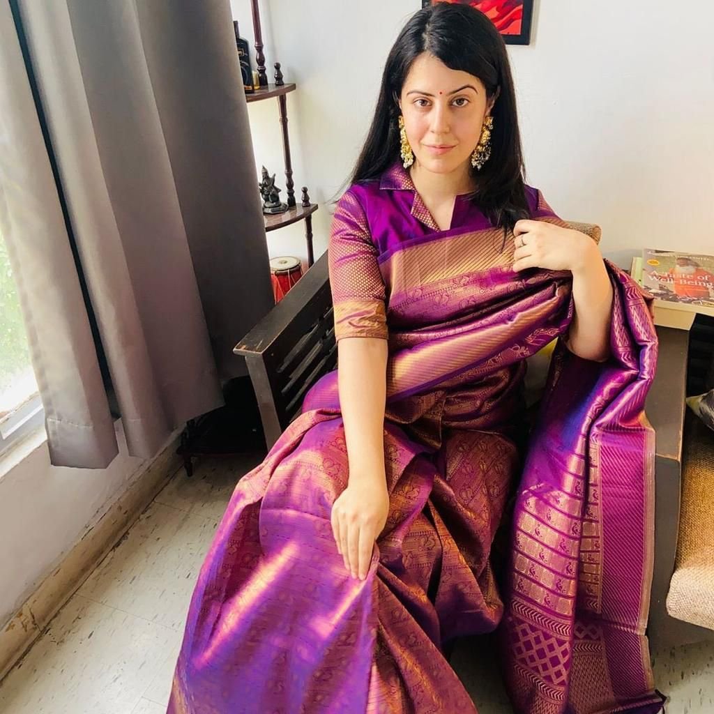 Latest Trending Sarees In Surat - Lichi Silk Saree - SareesWala.com