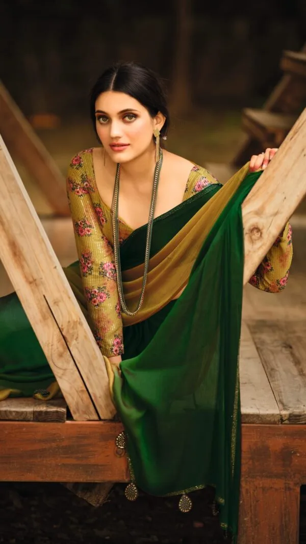 साड़ी की डिजाइन Green Colour Saree - Designer Sarees Rs 500 to 1000