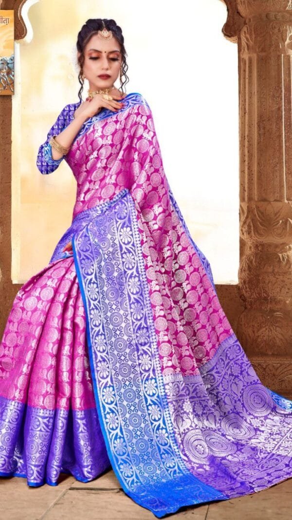 साड़ी नाम लिस्ट तस्वीरें - Designer Sarees Rs 500 to 1000