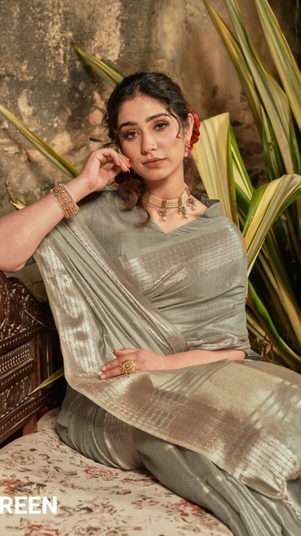 Buy Online Saree - Best Saree Online Shopping App - Designer Sarees Rs 500 to 1000 -