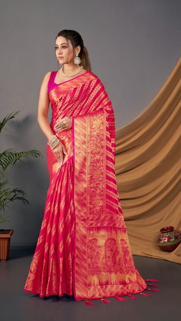 Buy Online Saree - Saree Online - Designer Sarees Rs 500 to 1000 -