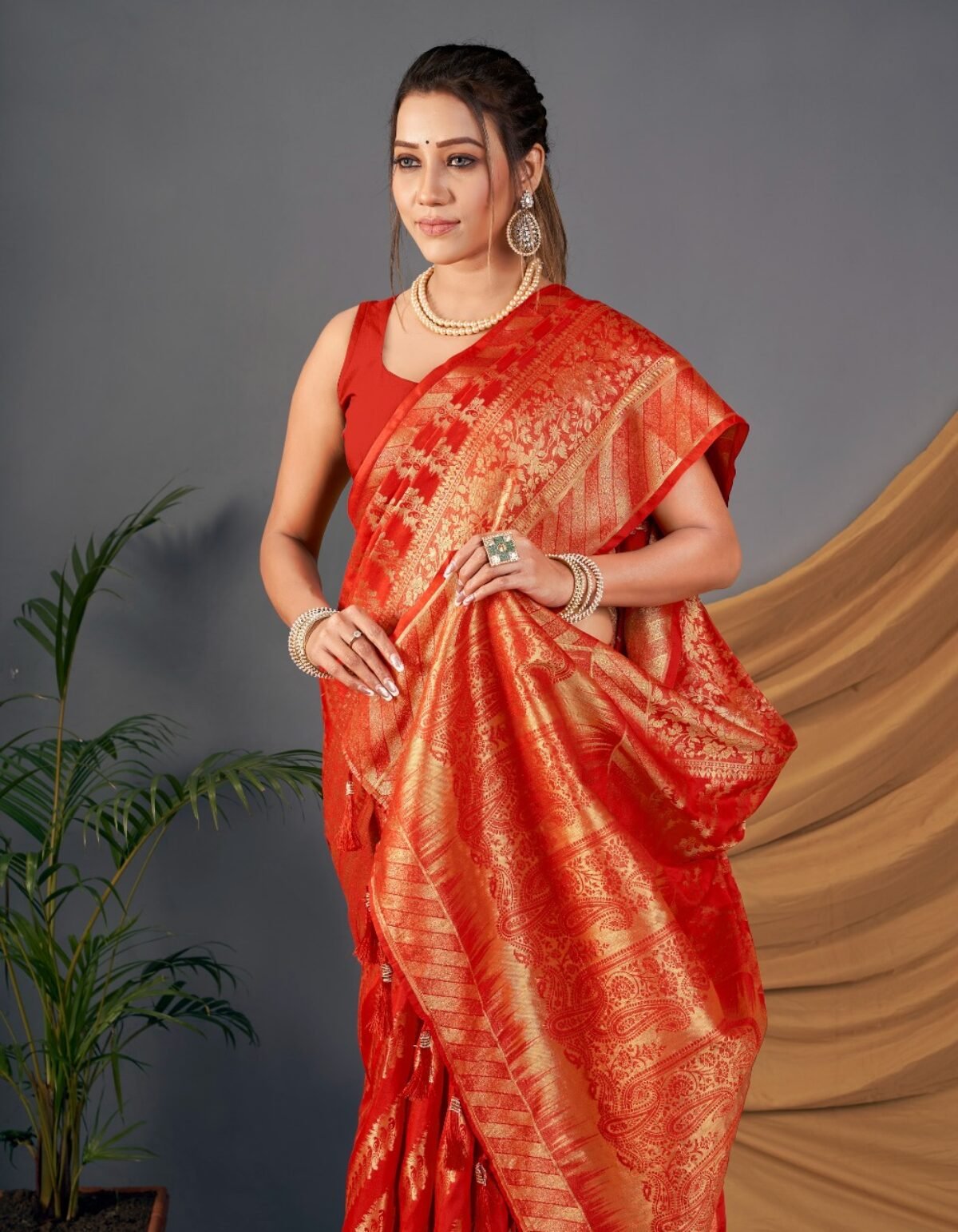 Chettinad Cotton Light Brown Saree With Small Buttas On The Body And P –  Kumaran Silks